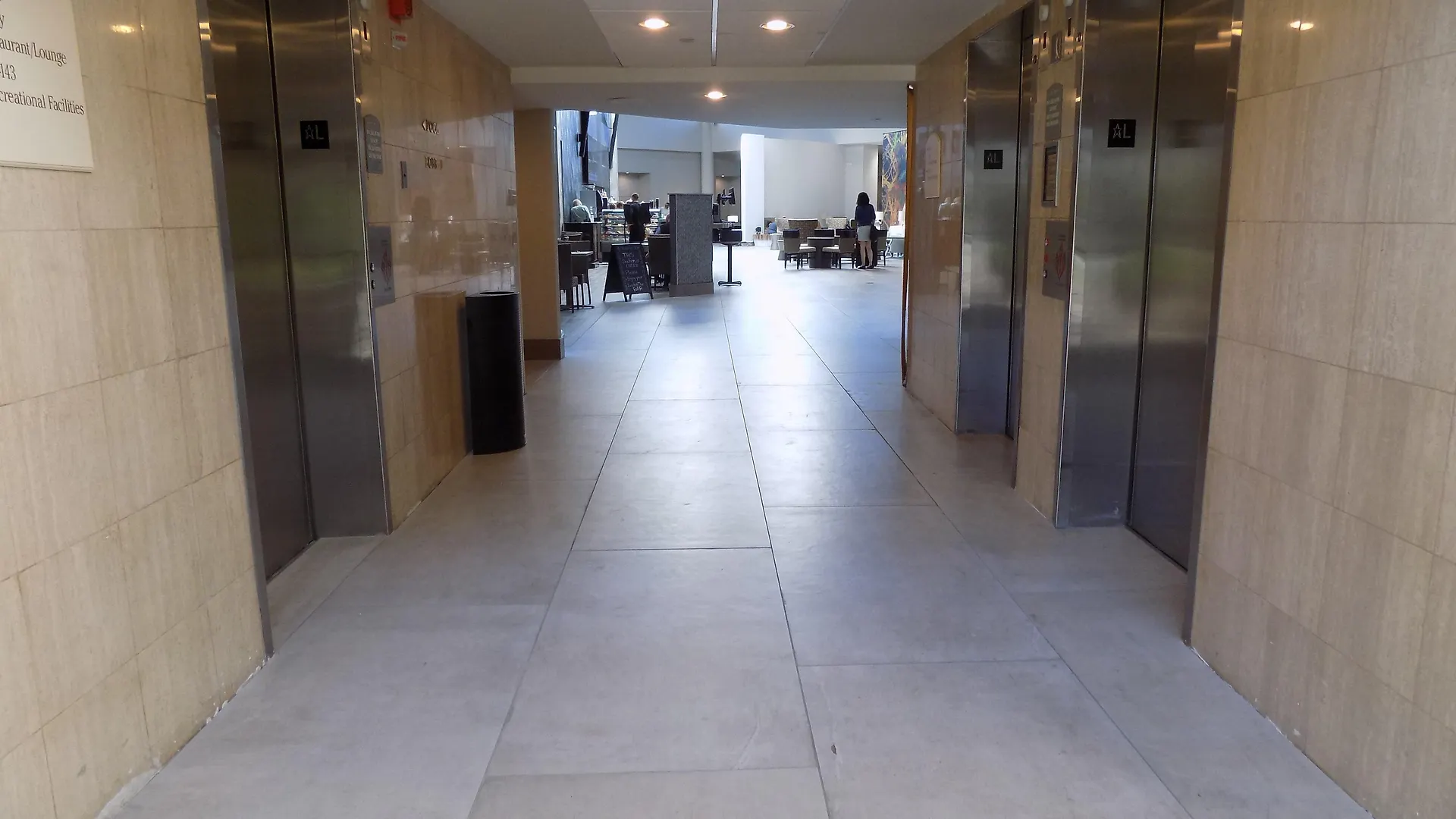 Hampton Inn Orlando-International Airport Hotel